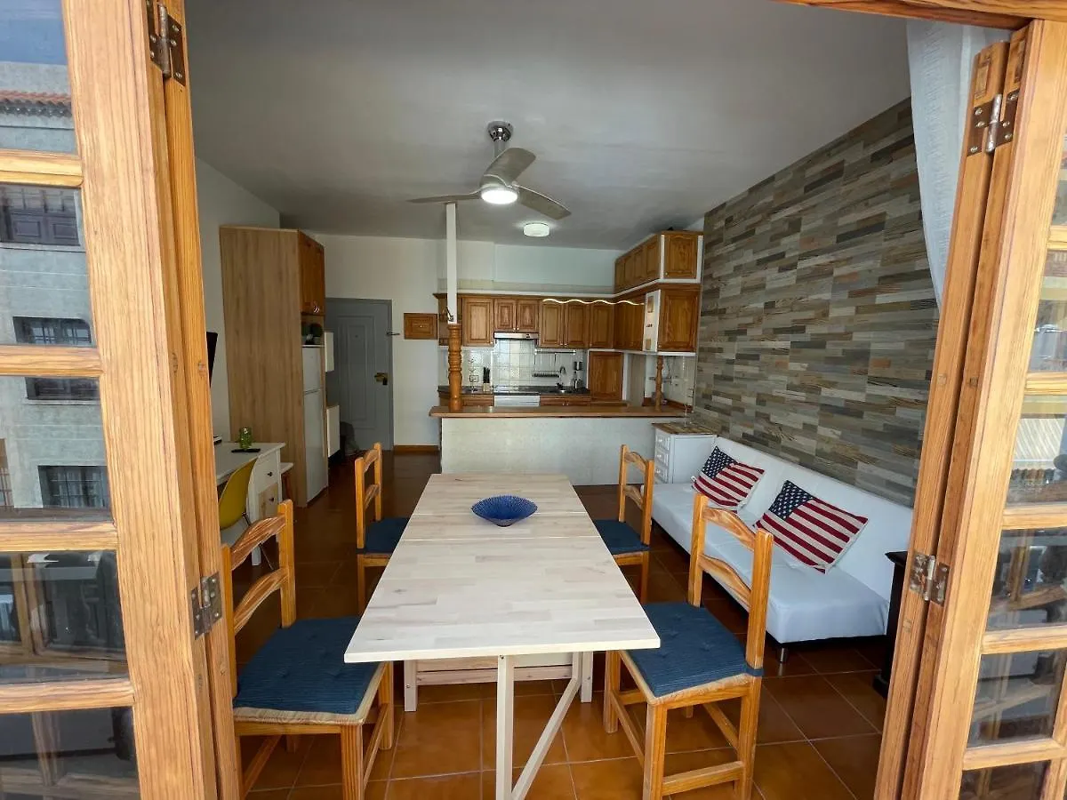 Apartment Candelaria Vacaciones Centro, Playa 20 Metros, In Center Holidays Beach At 20 Meters