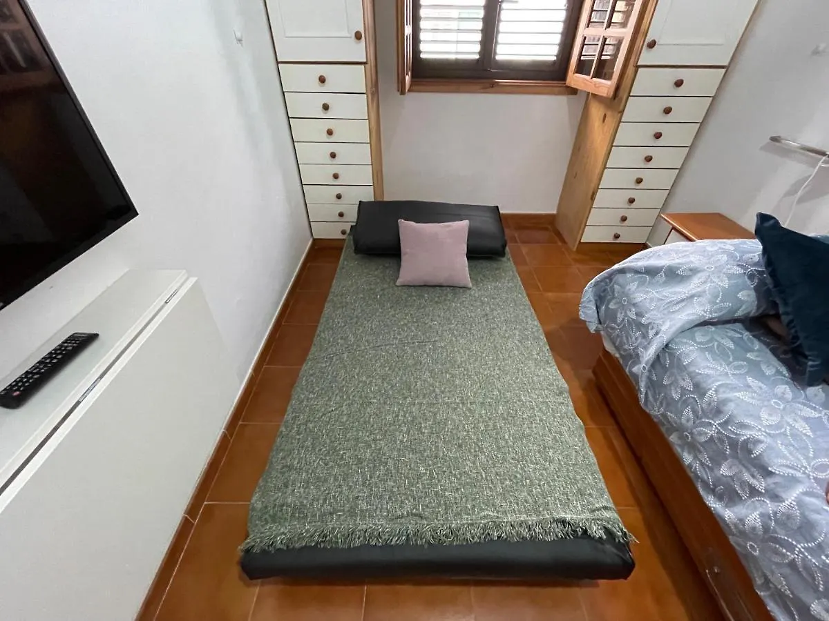 Candelaria Vacaciones Centro, Playa 20 Metros, In Center Holidays Beach At 20 Meters 0*,  Spanien